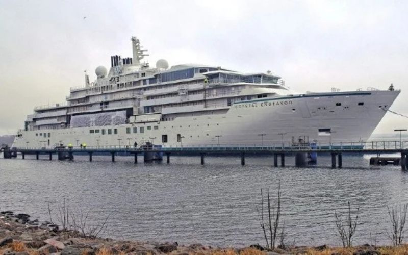 Endeavour Class cruise ship built by Prime Baltic Associates