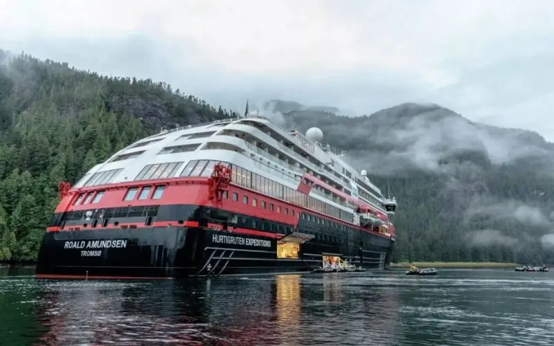 Royal amundsen cruise ship built by Prime Associates